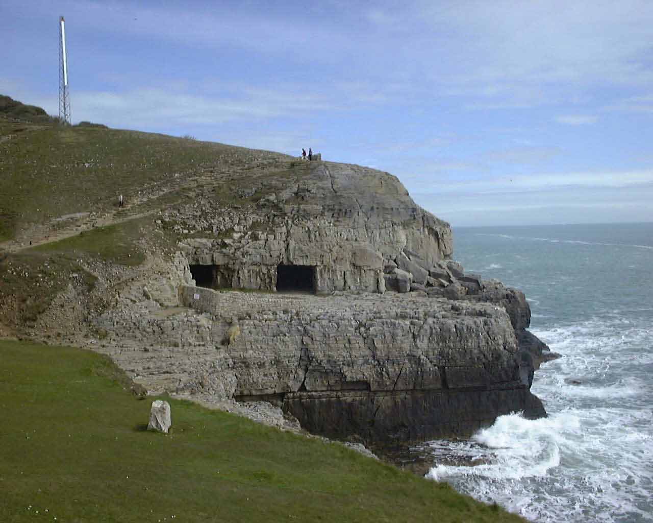 Tillywhim1.jpg (71901 bytes)