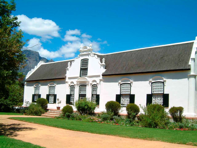 estate_building.jpg